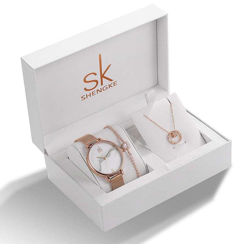 Coffret femme avec bijoux strass : bracelet, collier et montre commémorative