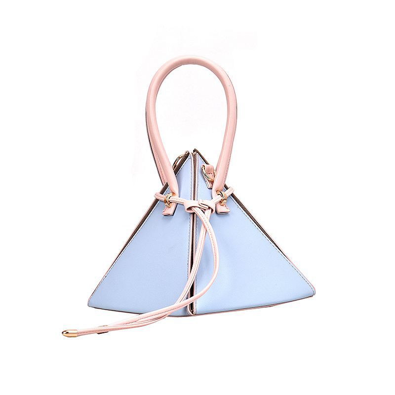 Sac triangulaire au design moderne et tendance