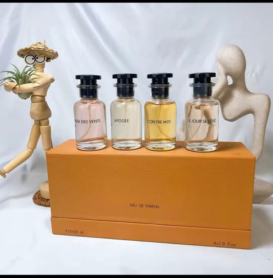 A-Collection 4 Fragrances (Rose des Vents, Apogée, Contre Moi, Le Jour Se Lève) – Eau de Parfum 30 ml