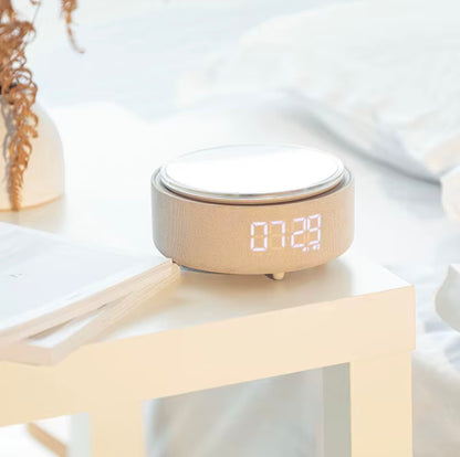 Réveil intelligent multifonction avec haut-parleur Bluetooth, chargeur sans fil, miroir LED & veilleuse