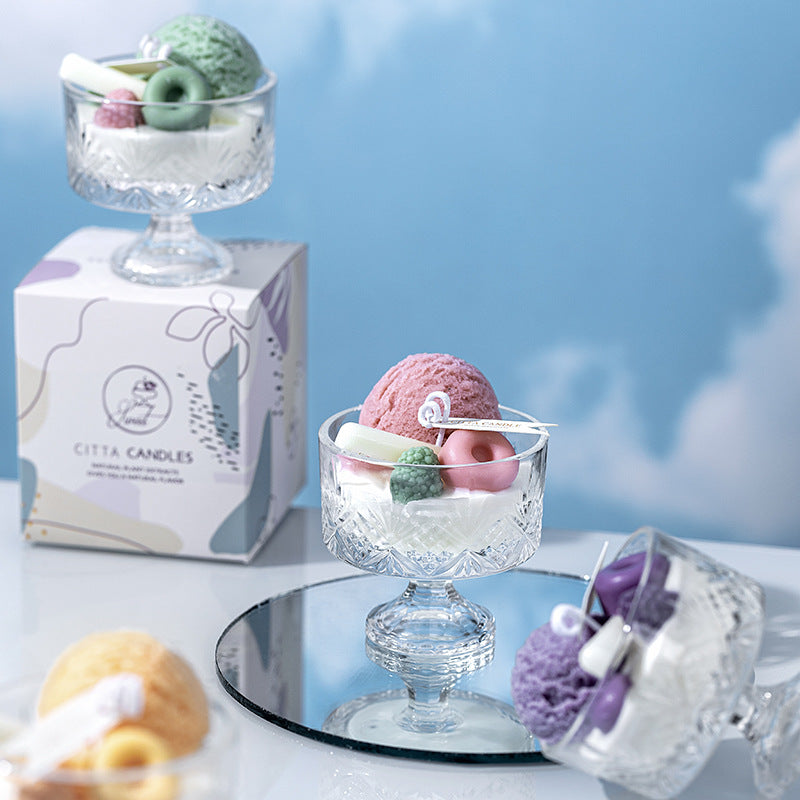 Creatively sculpted ice cream-shaped candle – With essential oils, in a handmade gift box